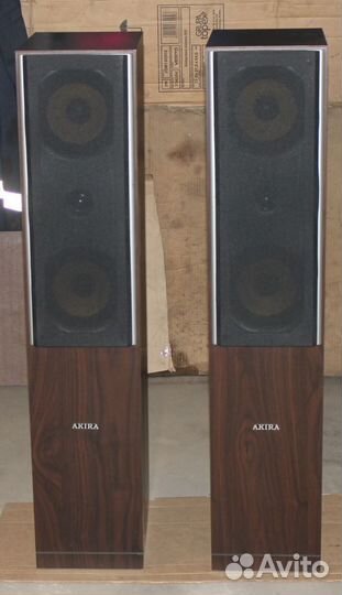 Колонки напольные akira