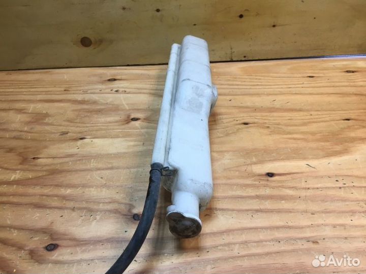 Бачок расширительный Mitsubishi Airtrek CU4W 4G64