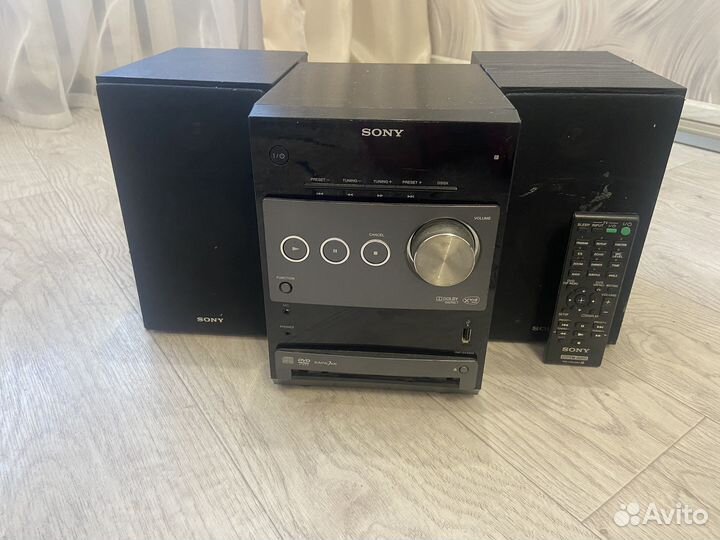Музыкальный центр sony