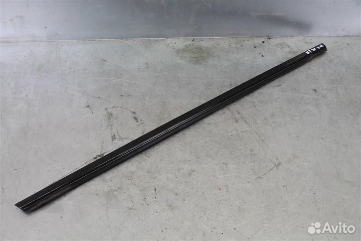 Молдинг стекла задней левой двери Nissan Teana J3