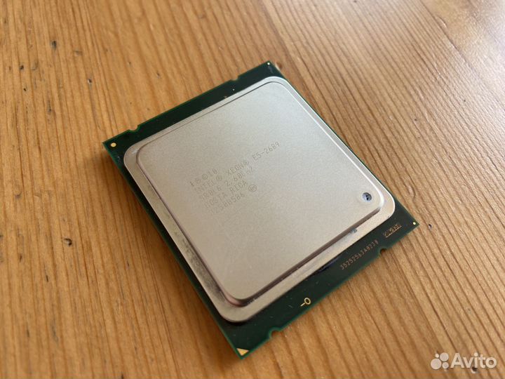 Процессор Intel Xeon E5 2689