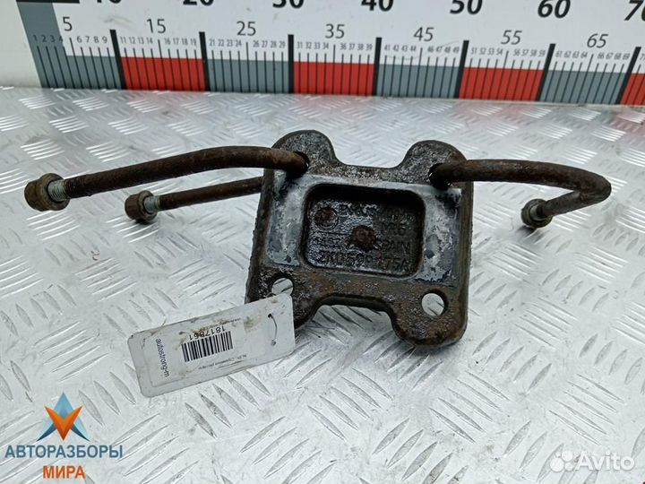 Стремянка Volkswagen Caddy 3 2008 2K0599175A