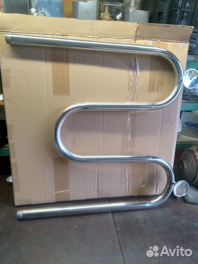 Полотенце сушитель в ванную