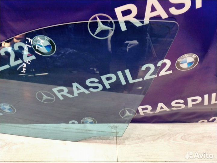 Стекло переднее левое Mercedes-Benz Ml 164 272.967