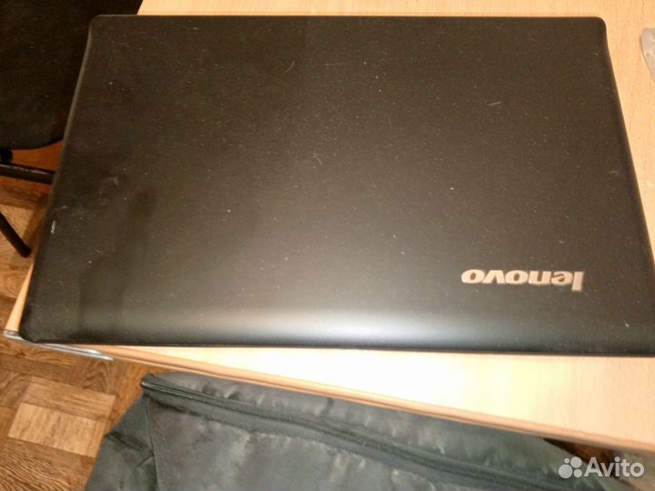 Ноутбук и пылесос