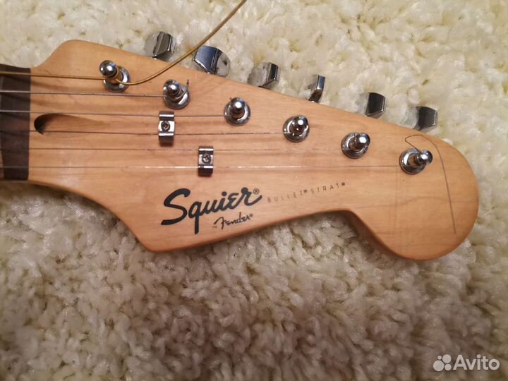 Гитара Fender Squier bullet stratocaster