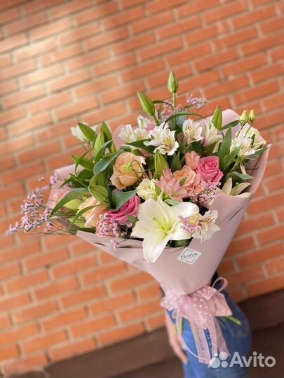 Доставка цветов и букетов