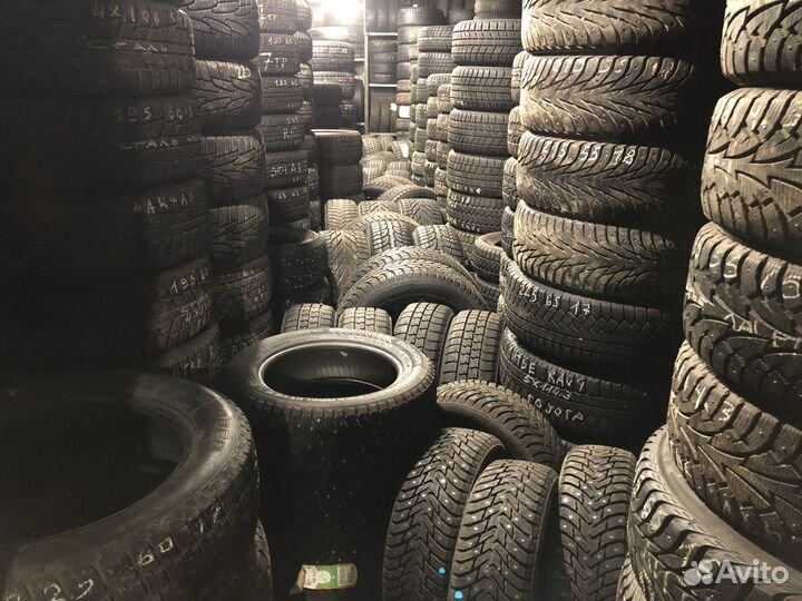 Dunlop SP Winter Ice 02 195/65 R15 91Q