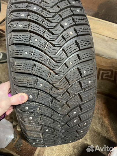 Резина michlen 225/60 R17 зима