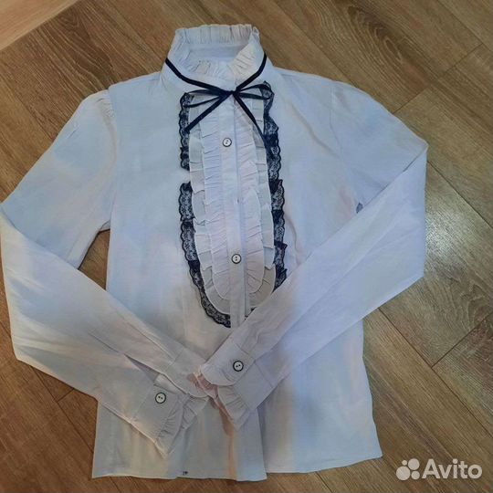 Блузка белая новая