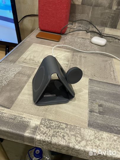 Беспроводная зарядка MagSafe Bazic