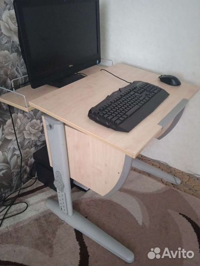 Компьютерный стол б/у