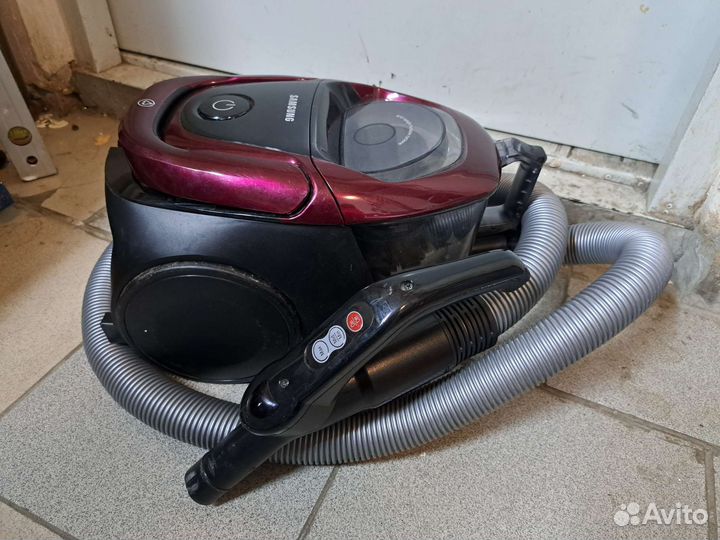 Пылесос Samsung с пультом