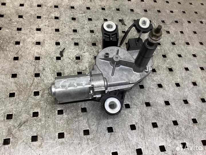 Моторчик стеклоочистителя задний Volkswagen Golf P