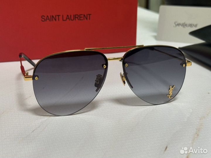 Солнцезащитные очки Saint Laurent Classic 11 M