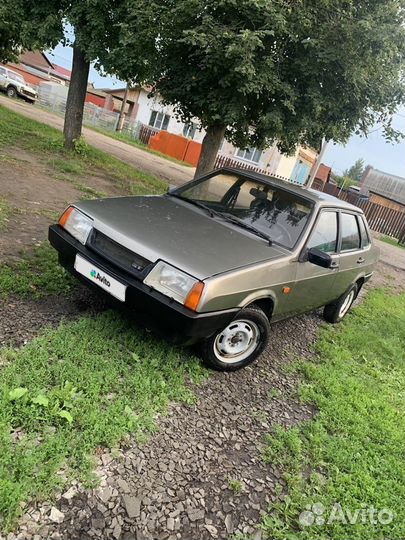 ВАЗ 21099 1.5 МТ, 2001, 190 000 км