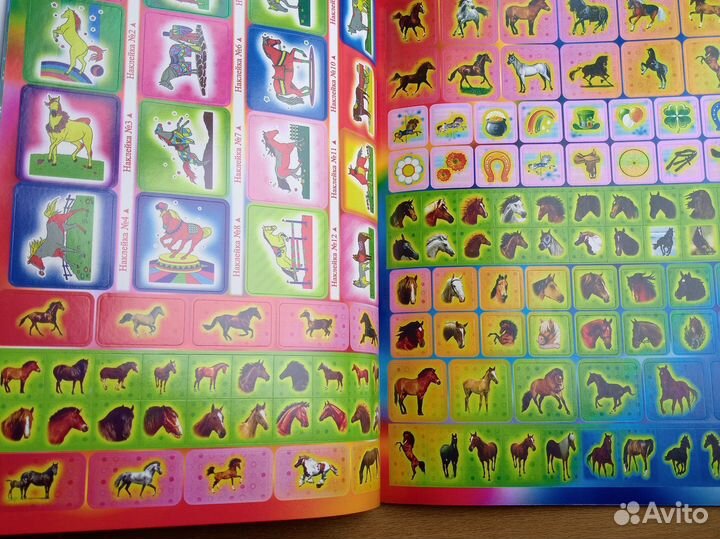 Раскраска с наклейками Лошади