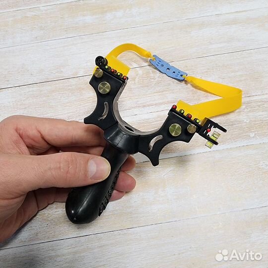 Рогатка Плуто с уровнем (пластик) (чёрный)