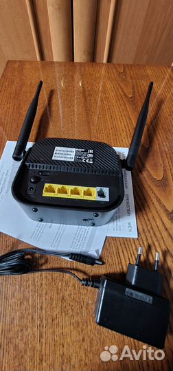 Роутер D-Link DSL-2750U/R1