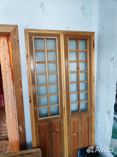Дверь двухстворчатая