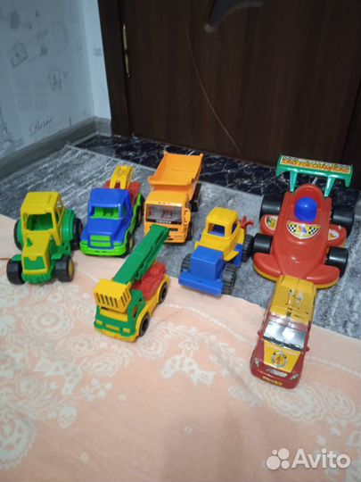 Продам Большие Машинки Цену см в Описании
