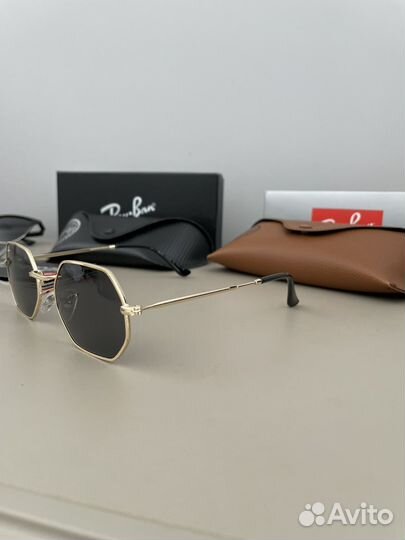 Солнцезащитные очки женские