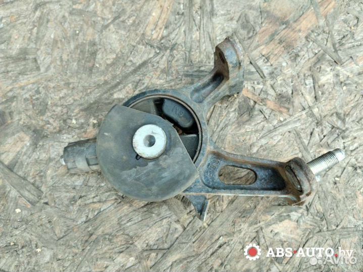 Подушка крепления двигателя Toyota RAV4