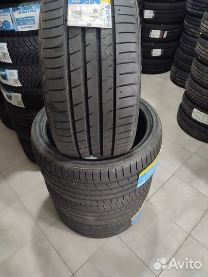 Habilead HF330 305/40 R20