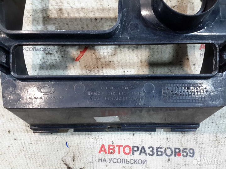 Накладка магнитолы Nissan Almera Classic B10