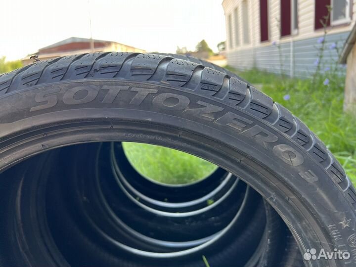 Pirelli Winter Sottozero 3 245/40 R19 98V