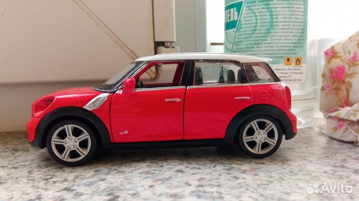 Машинка Мини Купер