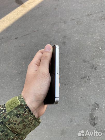 Телефон iPhone 5s