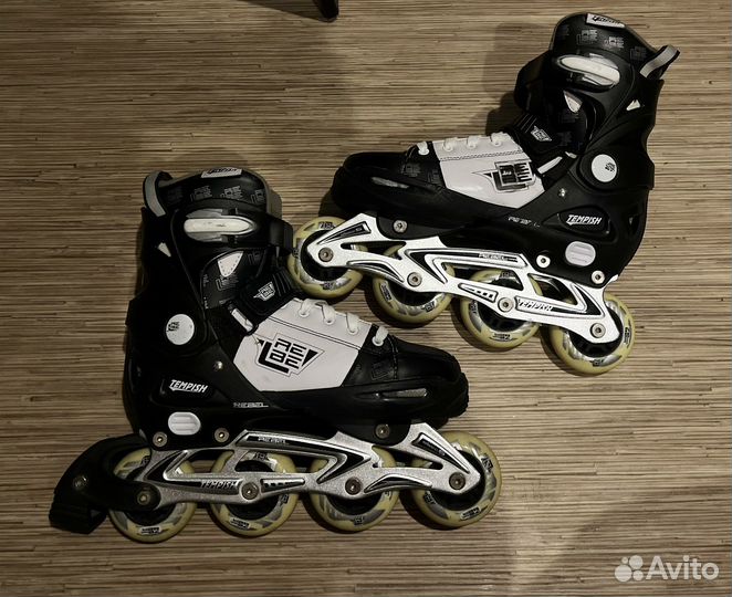 Роликовые коньки