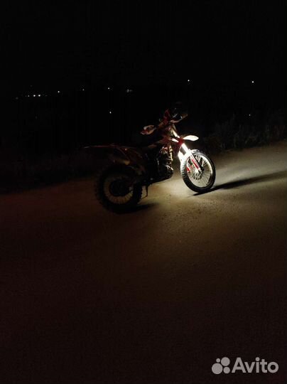 Кроссовый мотоцикл Motoland