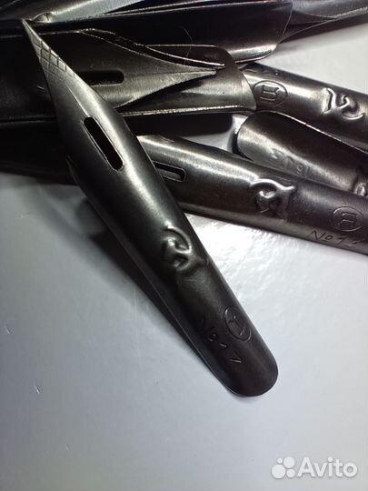 Перья для каллиграфии и плакатные