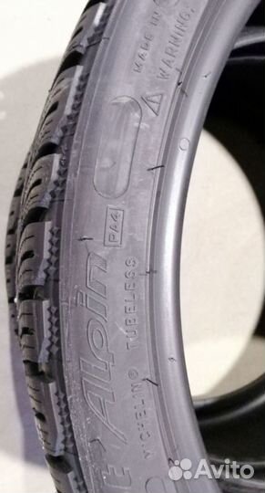 Michelin Pilot Alpin 4 245/35 R20 и 275/30 R20 97W