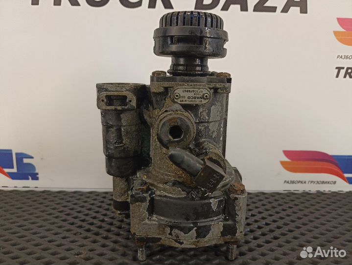 Кран управления тормозами прицепа