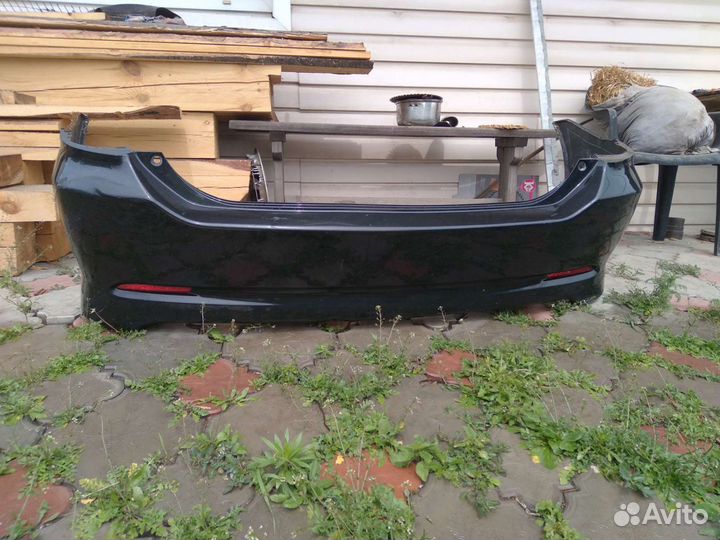 Задный бампер на Toyota wish