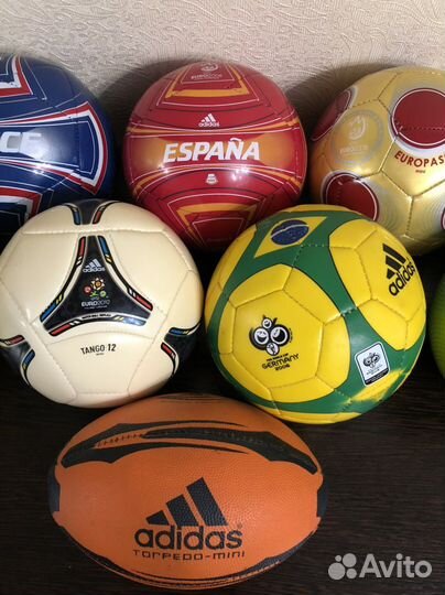 Футбольные мини мячи adidas