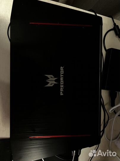 Acer predator helios 300 ph317-52-779K