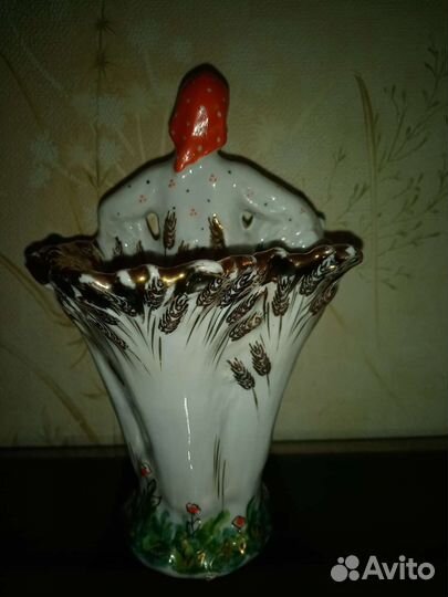 Фарфоровая статуэтка лфз