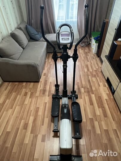 Эллиптический тренажер