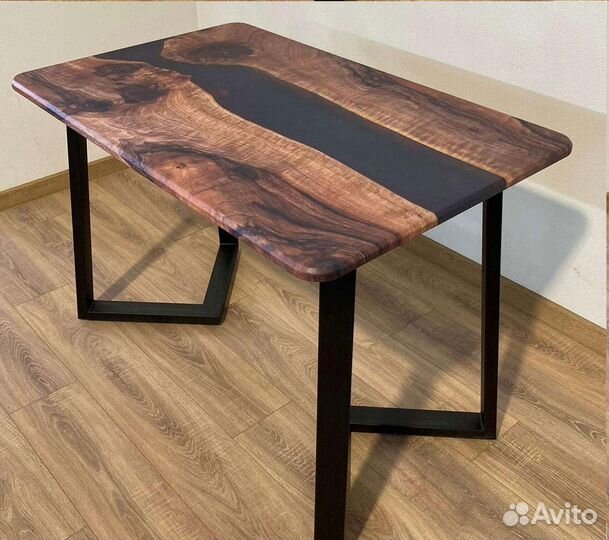 Компьютерный стол 'Delicious Burn'