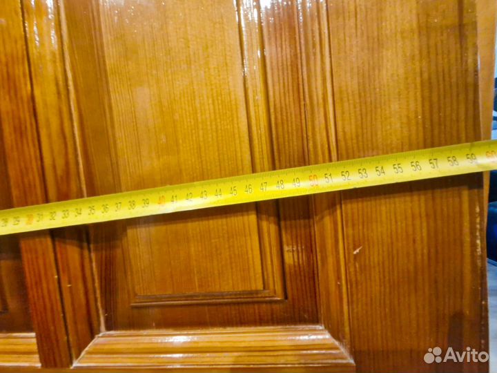 Продаю межкомнатную дверь