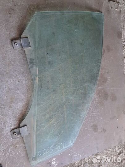 Стекло переднее правое Mercedes w220