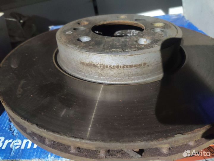 Тормозные диски перед bmw e53 ate рест две штуки