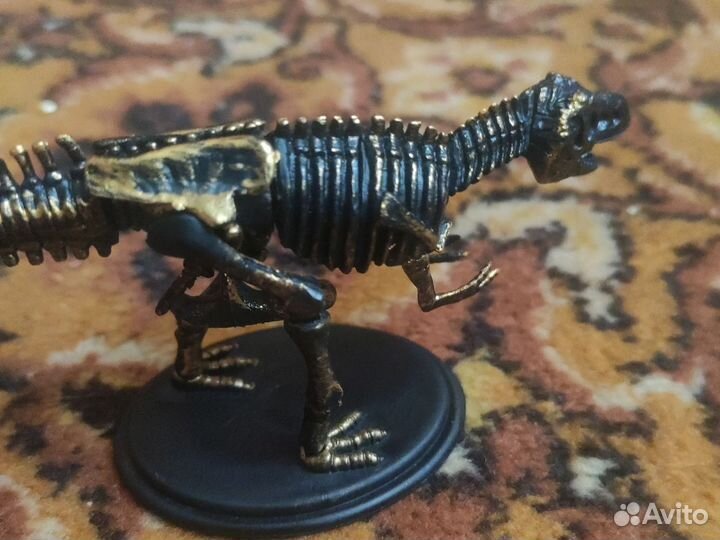 Скелет тираннозавра