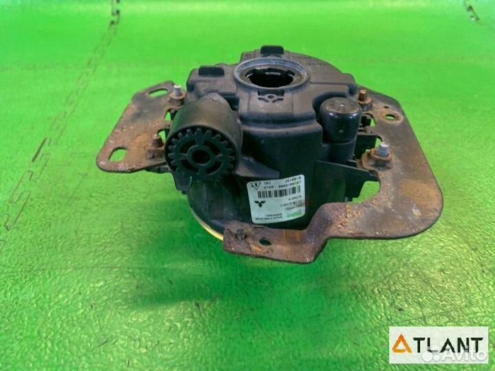 Туманка передняя mitsubishi delica D:5