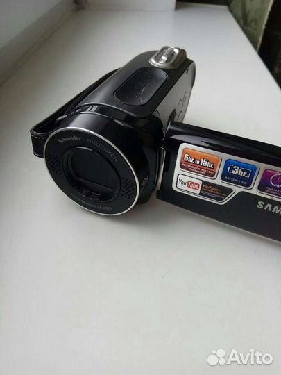 Цифровая видеокамера