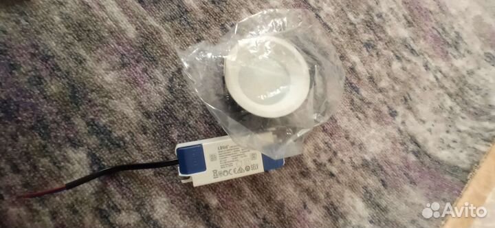 Светильник потолочный светодиодный встраиваемый